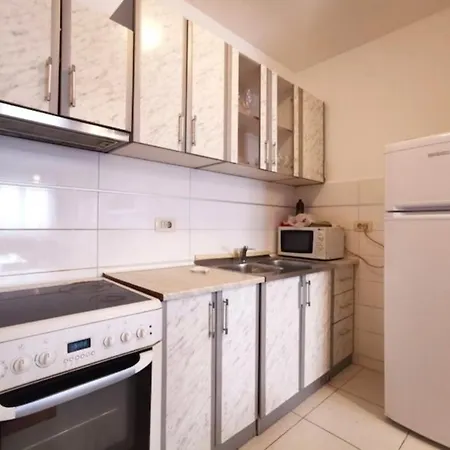 Apartment Sead
