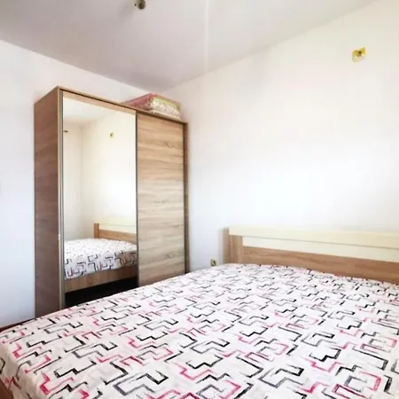 Apartament Sead *